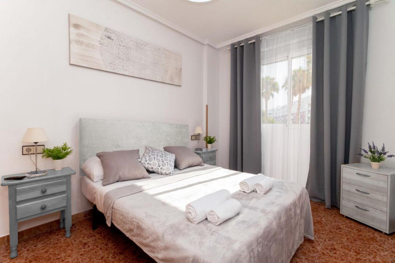 Apartamentos Villa Madrid Torrevieja Exteriér fotografie