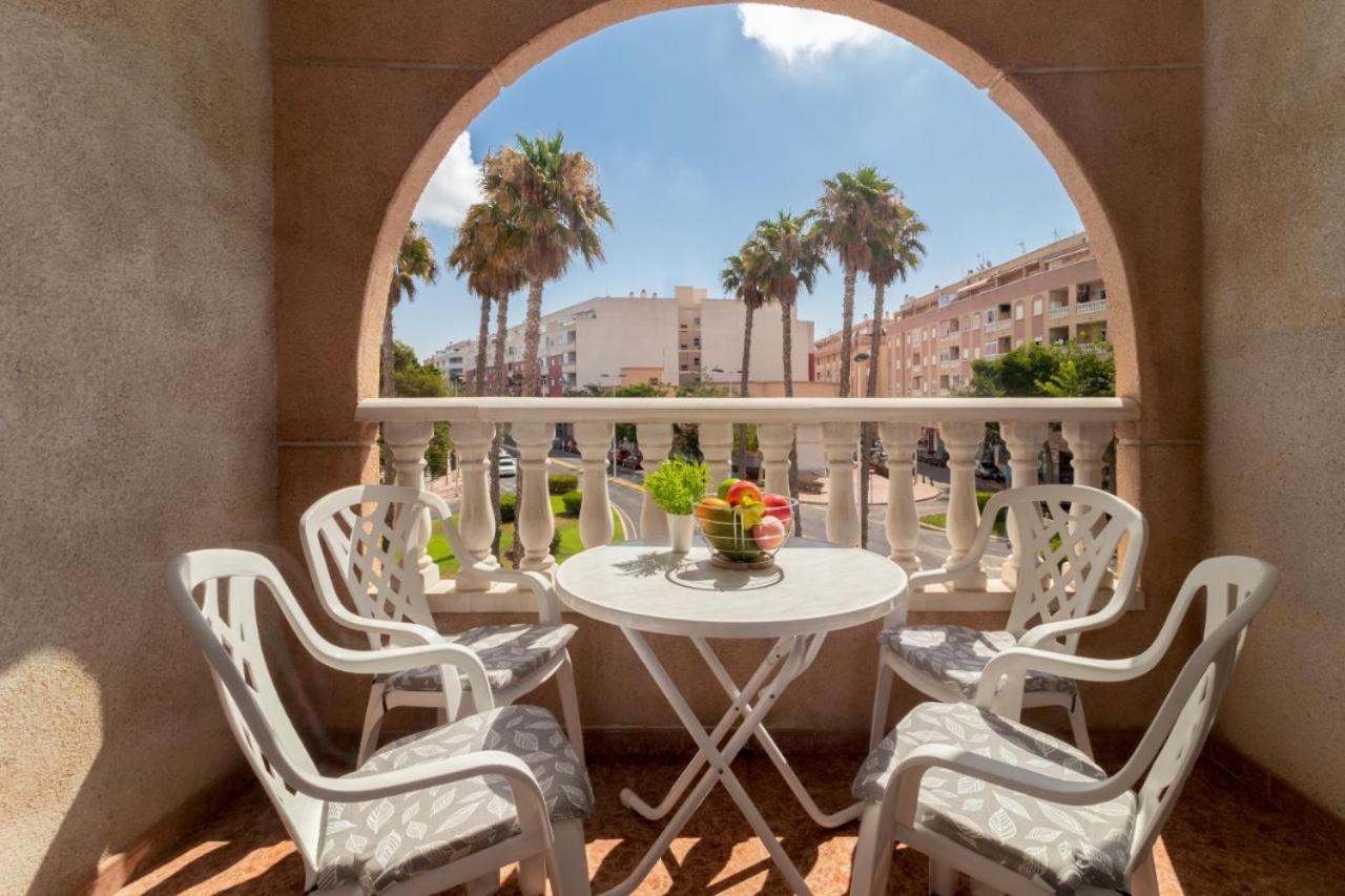 Apartamentos Villa Madrid Torrevieja Exteriér fotografie