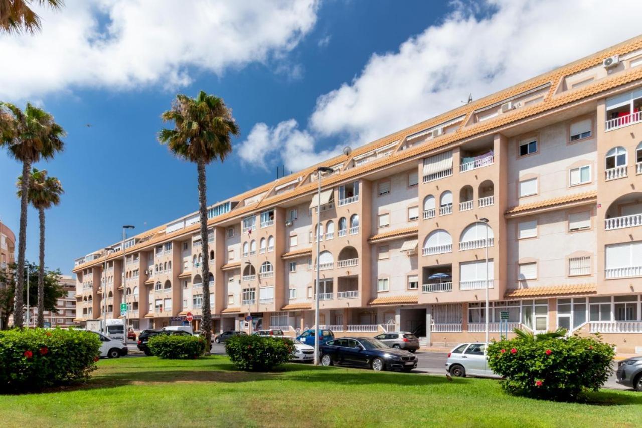 Apartamentos Villa Madrid Torrevieja Exteriér fotografie